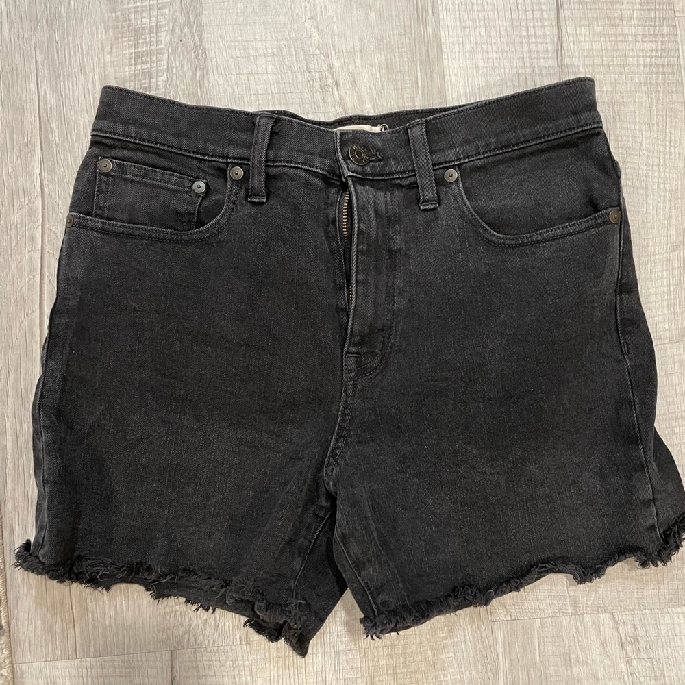 Madewell black shorts
